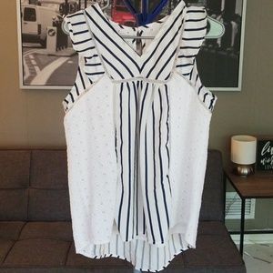 Boutique top. Only worn once. Size M